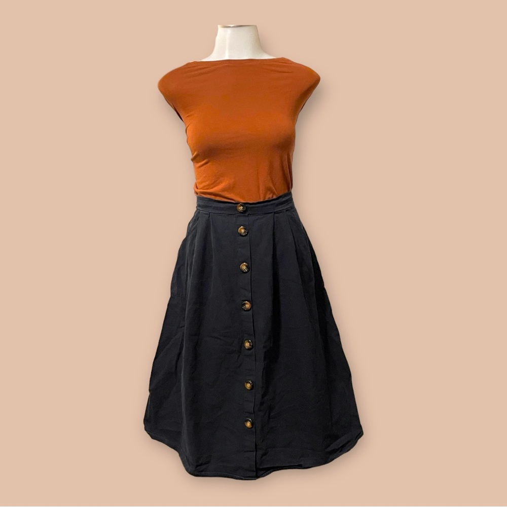 Naggoo Womens size Large Casual A-Line skirt!